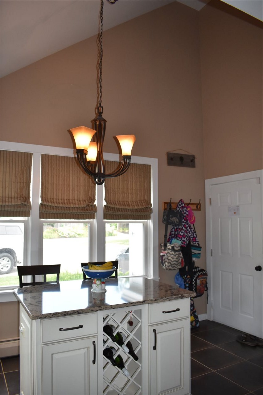 14 Arbor Road South Burlington, VT 05403 - Photo 8 of 18 Gallery Image 8