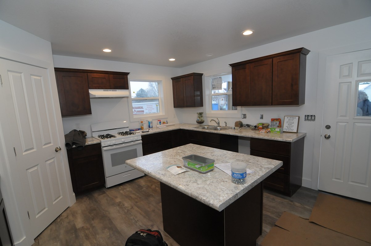 827 Holly Road Cadillac, MI 49601 - Photo 2 of 12 1870638-1.JPG