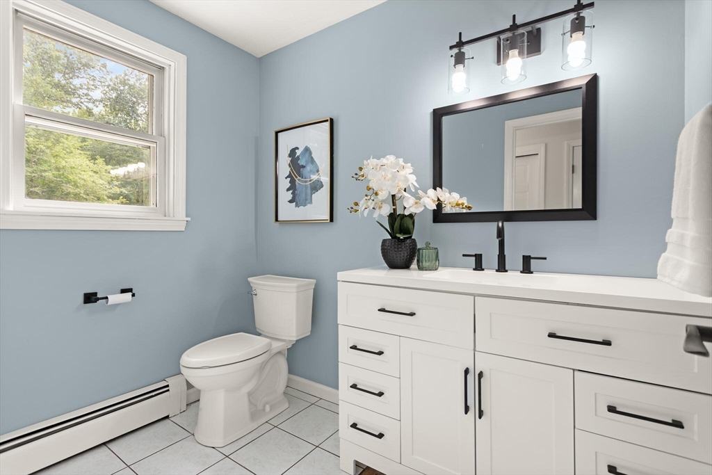 10 Lakin Street Pepperell, MA 01463 - Photo 12 of 28