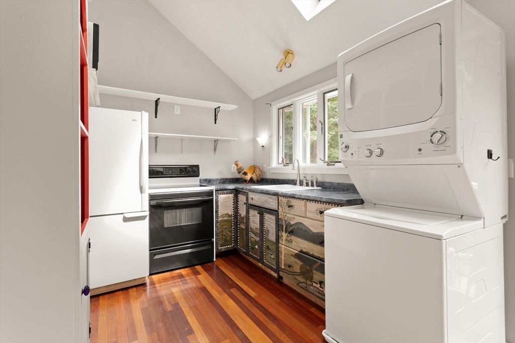 10 Lakin Street Pepperell, MA 01463 - Photo 23 of 28