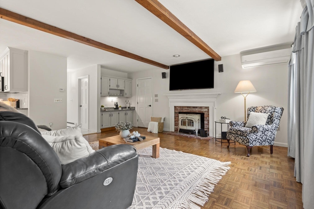 10 Lakin Street Pepperell, MA 01463 - Photo 7 of 28