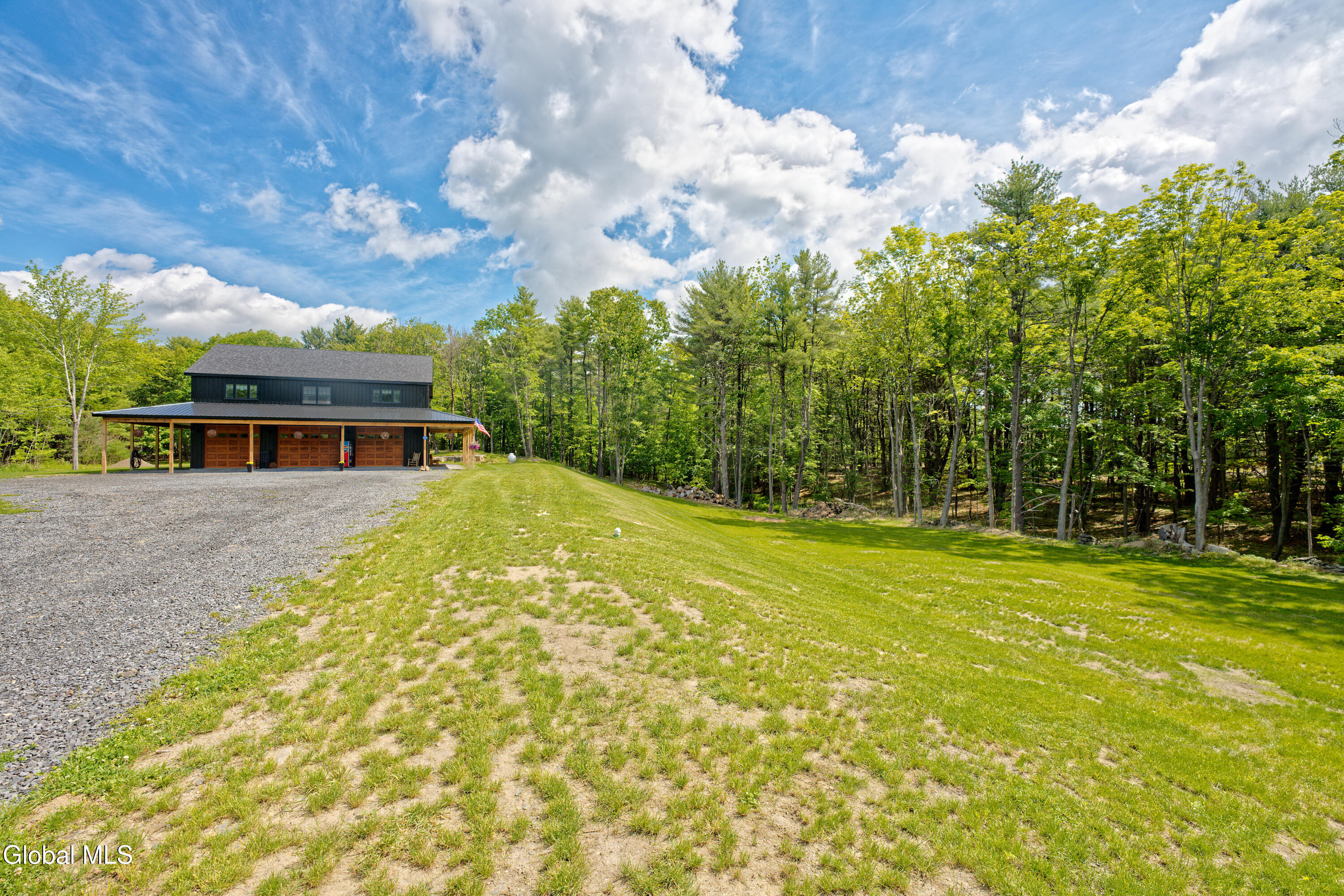 17 Ringwald Road Coeymans, NY 12046 - Photo 3 of 47 0 Front 2