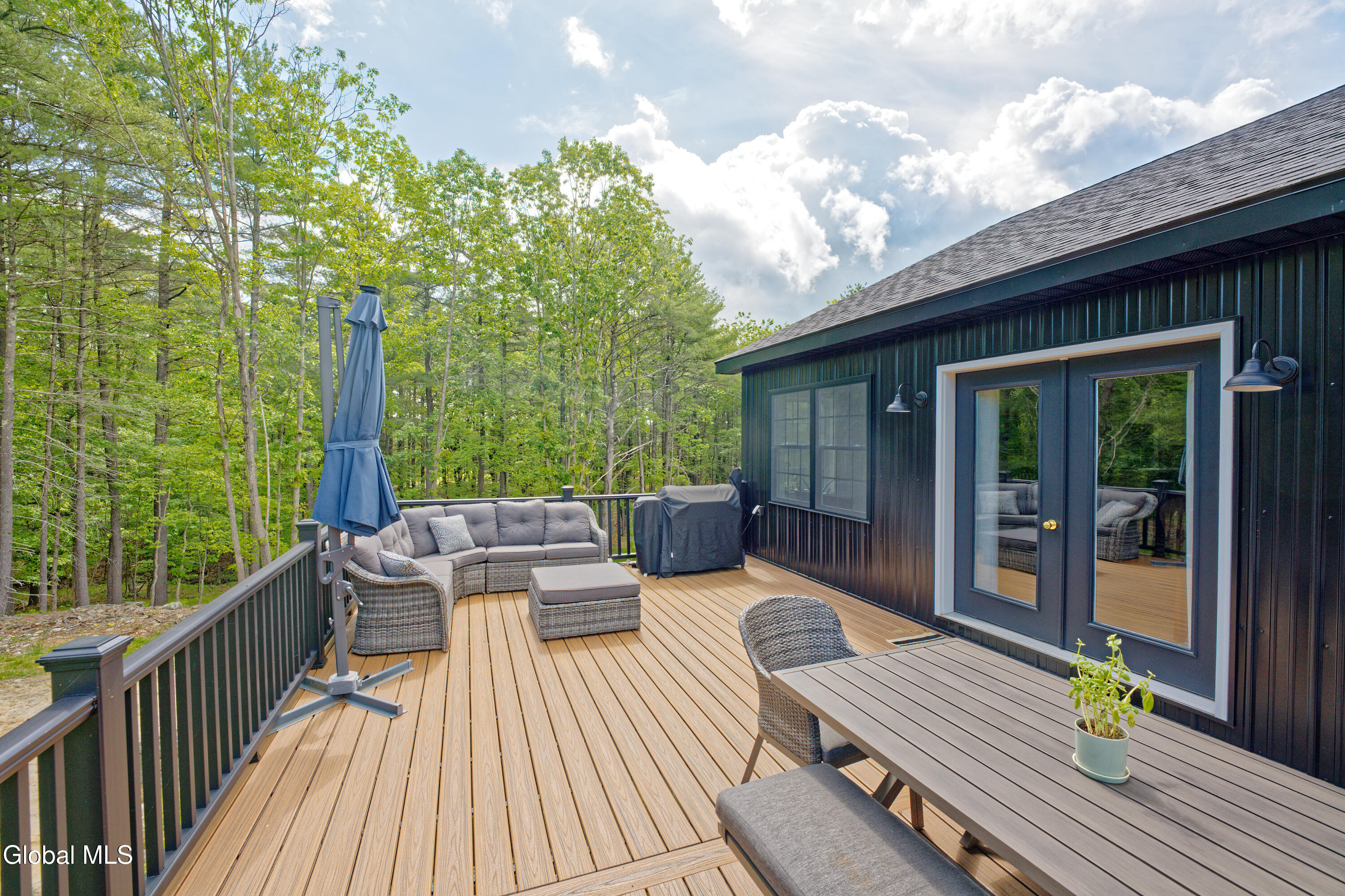 17 Ringwald Road Coeymans, NY 12046 - Photo 33 of 47 Deck 4