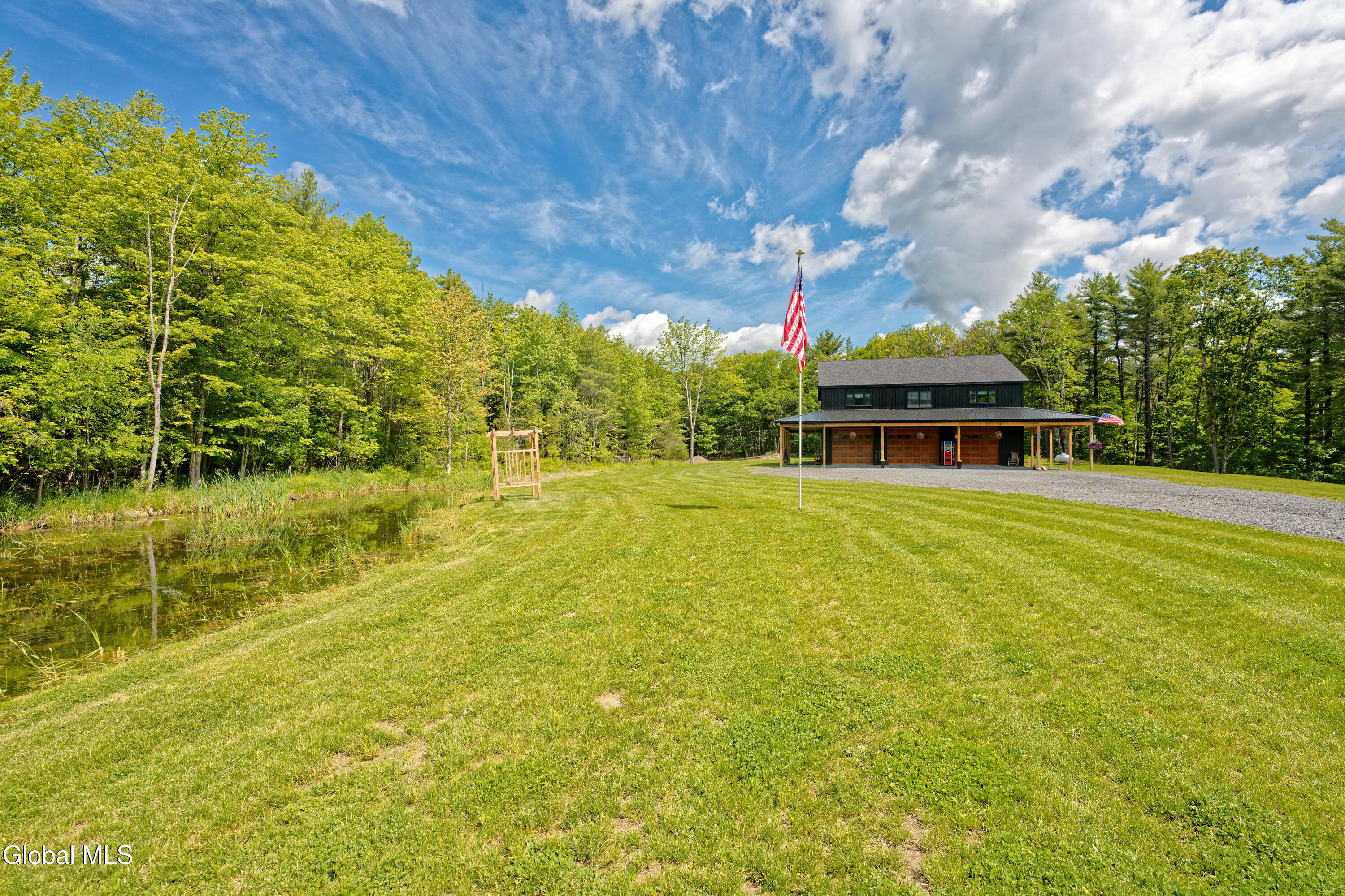 17 Ringwald Road Coeymans, NY 12046 - Photo 4 of 47 0 Front 3