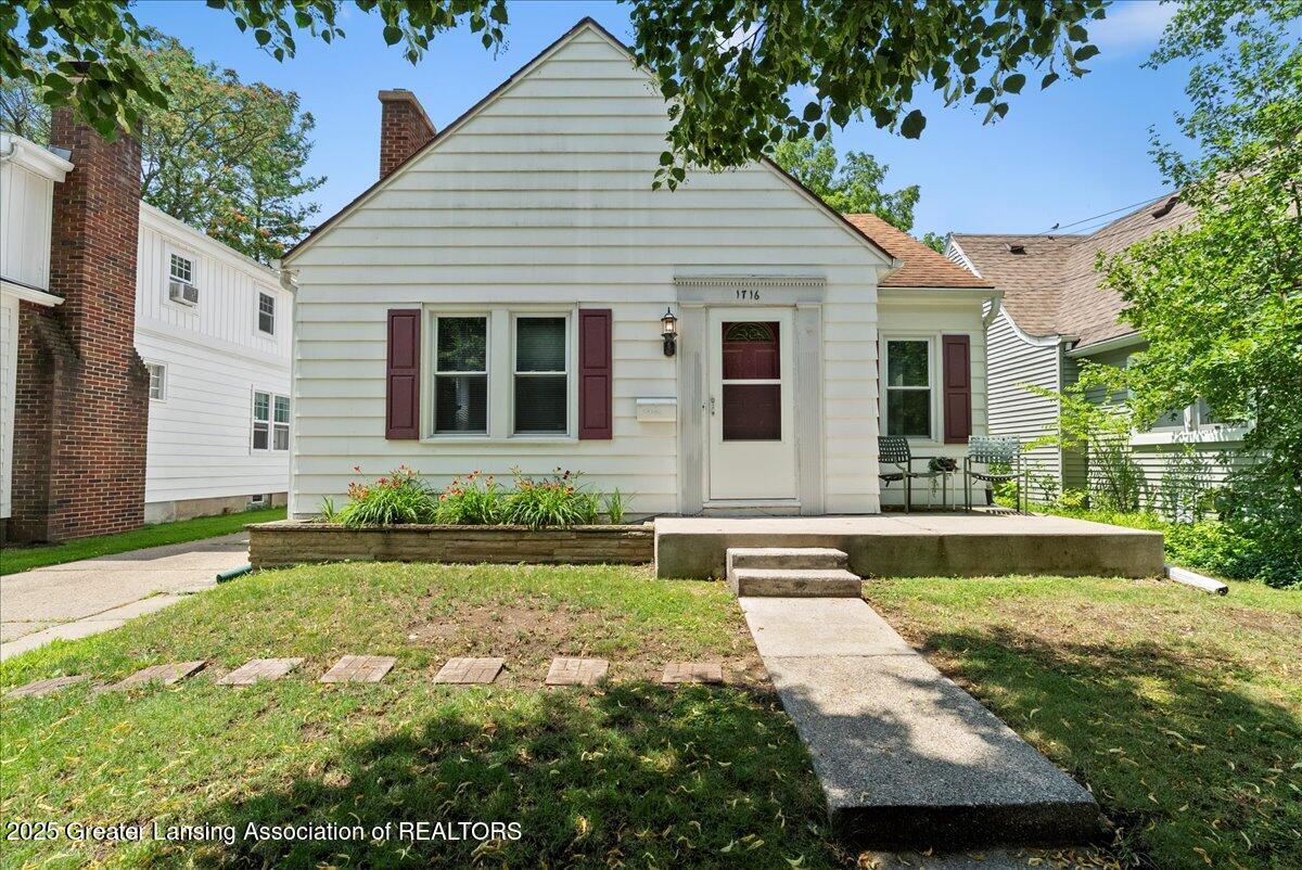 1716 South Rundle Avenue Lansing, MI 48910 - Photo 2 of 36 02-Media Jett - 18