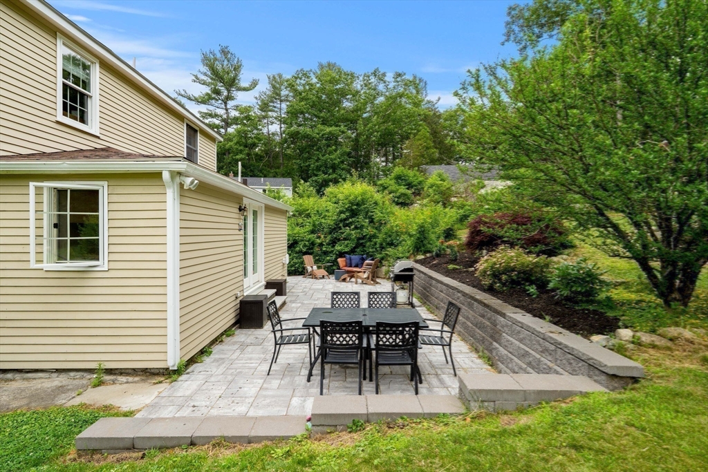 45 County Road Andover, MA 01810 - Photo 28 of 41