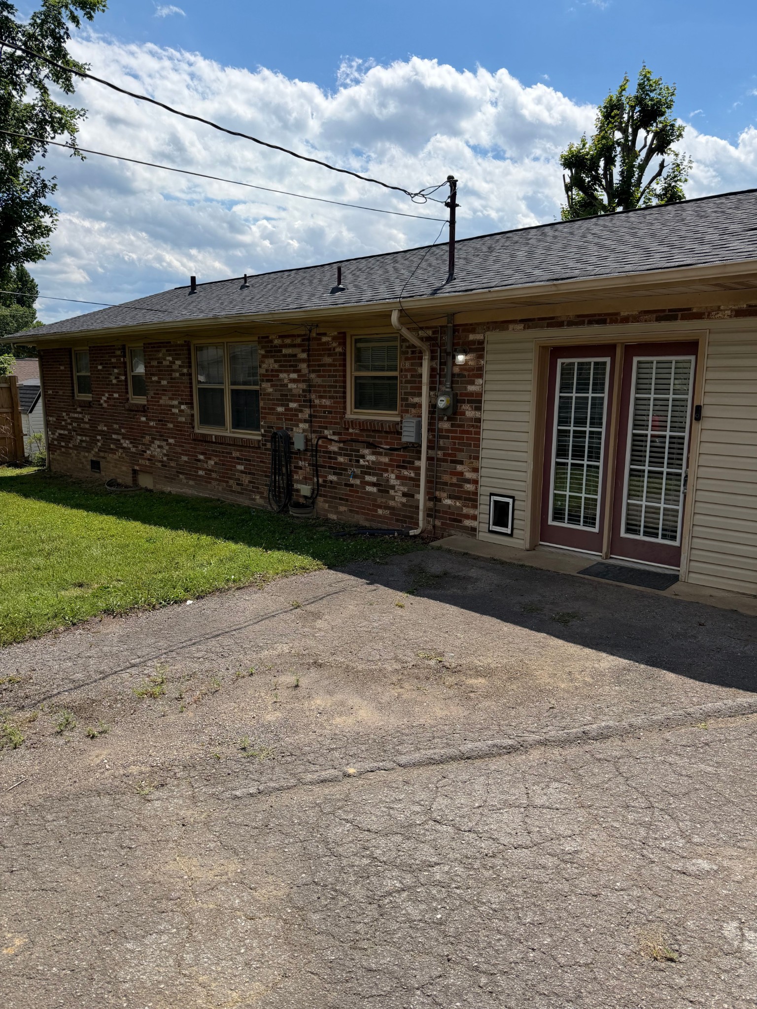 202 Pleasant Hill Drive Springfield, TN 37172 - Photo 2 of 25