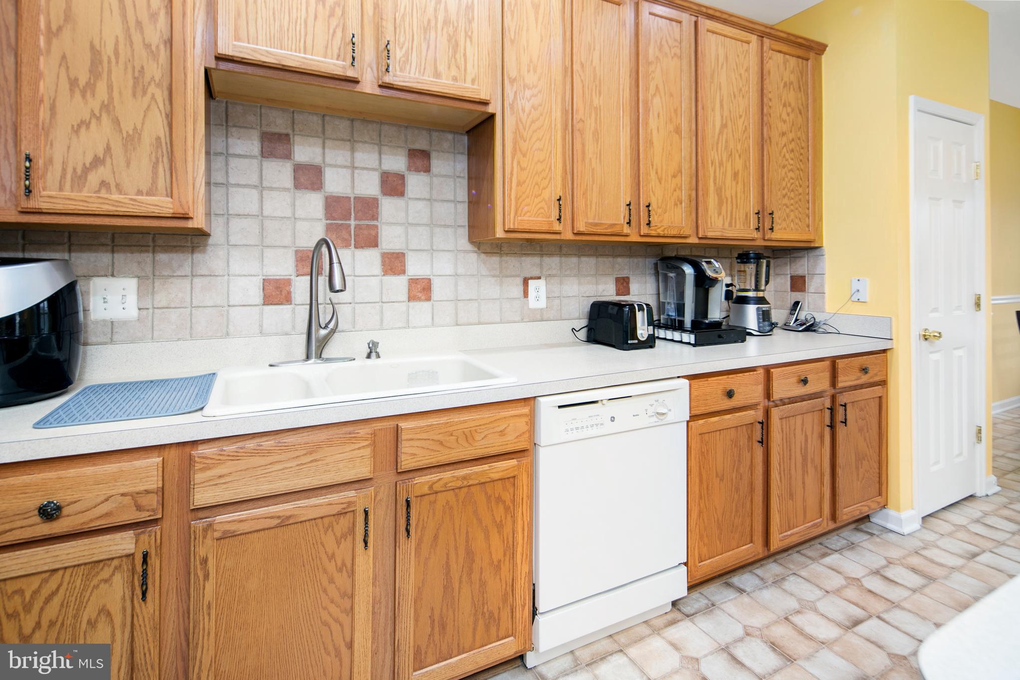 5 Inkberry Circle Gaithersburg, MD 20877 - Photo 6 of 22 Gallery Image 6