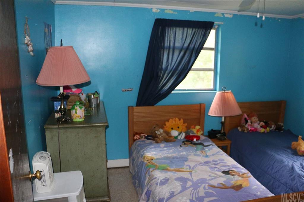 565 Rector Street Hudson, NC 28638 - Photo 17 of 19 Gallery Image 17