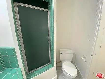 $1,875,000 | 1846 Silver Lake Boulevard, Los Angeles, CA 90026