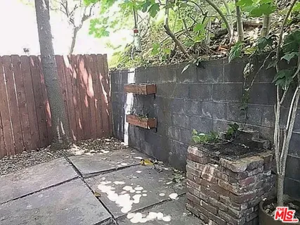 $1,875,000 | 1846 Silver Lake Boulevard, Los Angeles, CA 90026