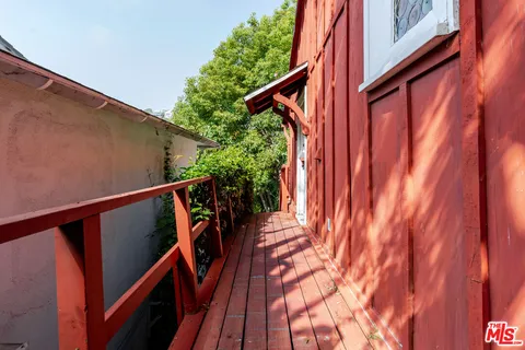 $1,875,000 | 1846 Silver Lake Boulevard, Los Angeles, CA 90026