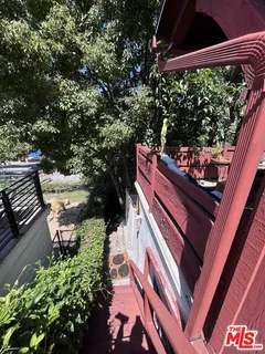 $1,875,000 | 1846 Silver Lake Boulevard, Los Angeles, CA 90026