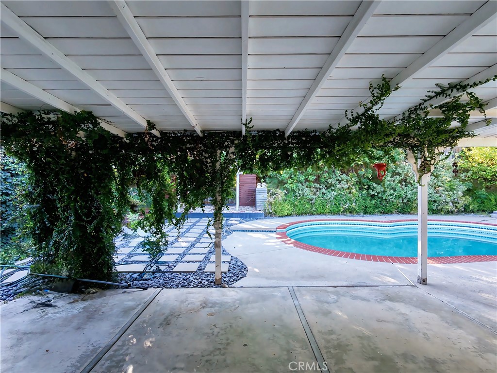 7049 Semrad Road West Hills, CA 91307 - Photo 39 of 44