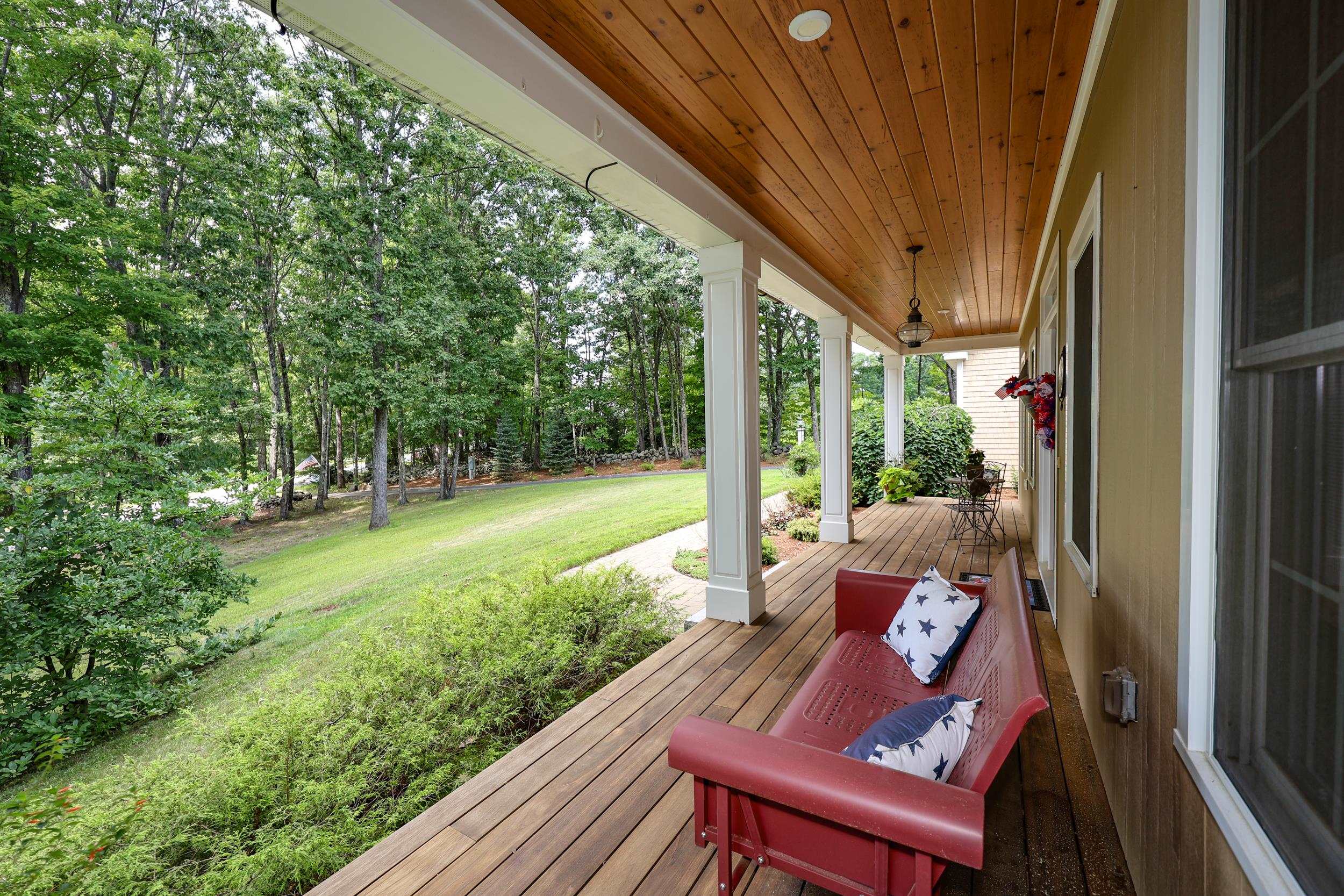 237 Grapevine Road Dunbarton, NH 03046 - Photo 5 of 60 Gallery Image 5