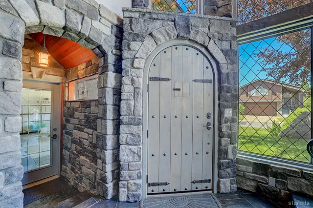 $2,499,000 | 1932 Kokanee Way, South Lake Tahoe, CA 96150