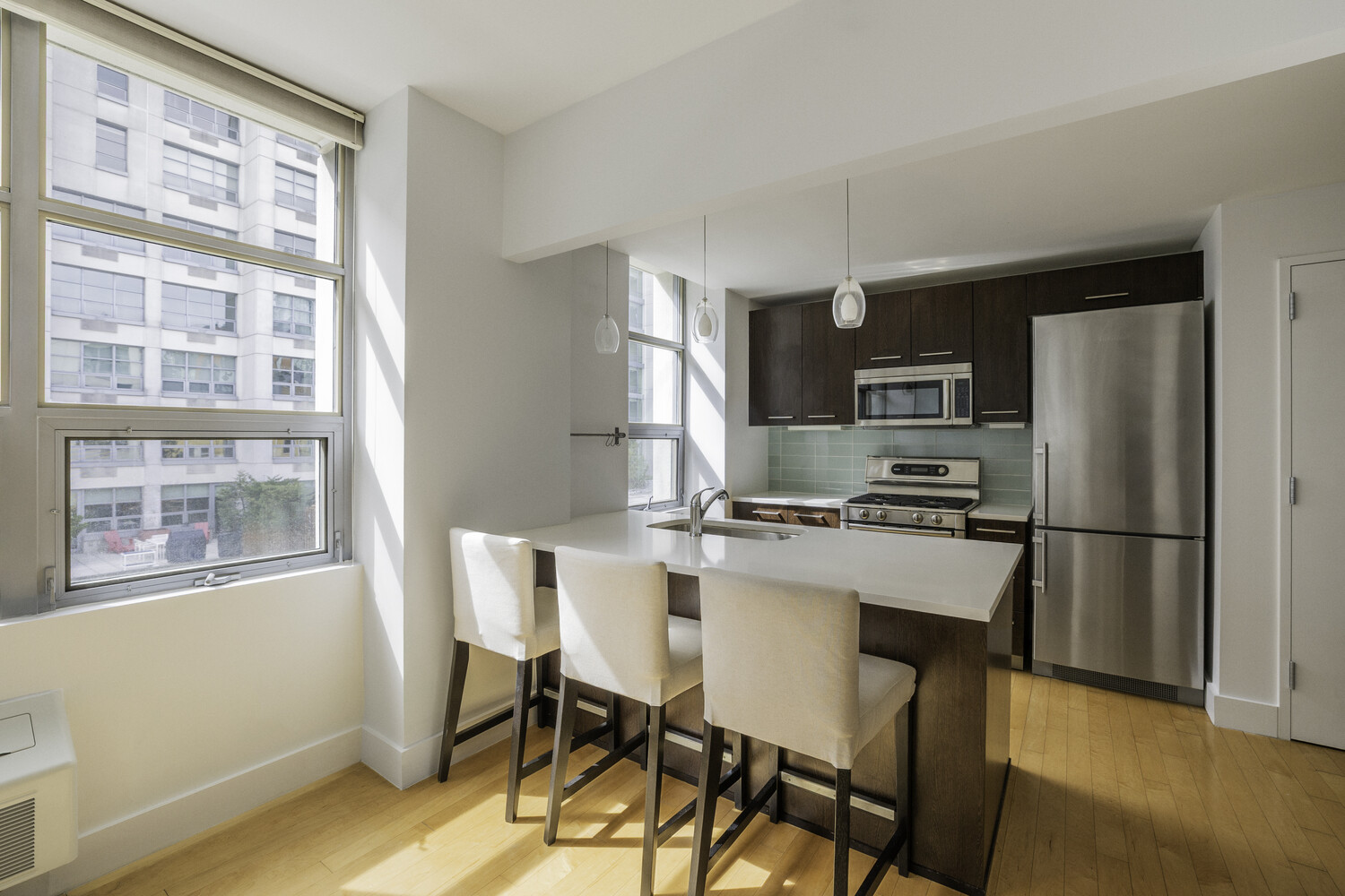 5-26 47th Road, Unit 3C Queens, NY 11101 - Photo 2 of 10