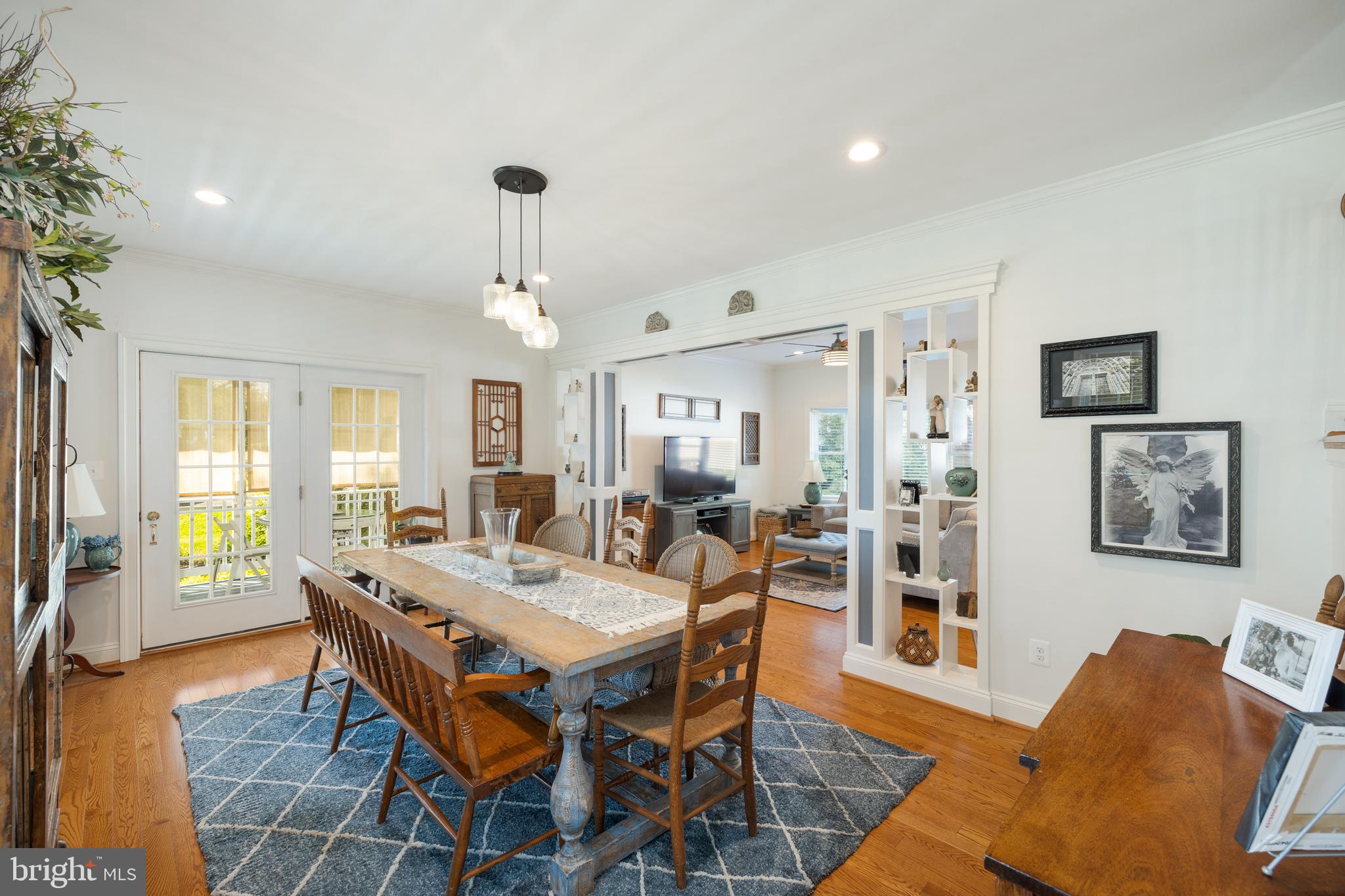 7859 Southdown Road Alexandria, VA 22308 - Photo 10 of 57 Dining Room