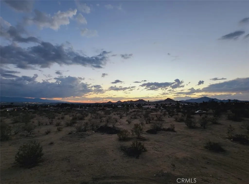 0 Roanoke Road Apple Valley, CA 92307 - Photo 10 of 15 a view of ocean