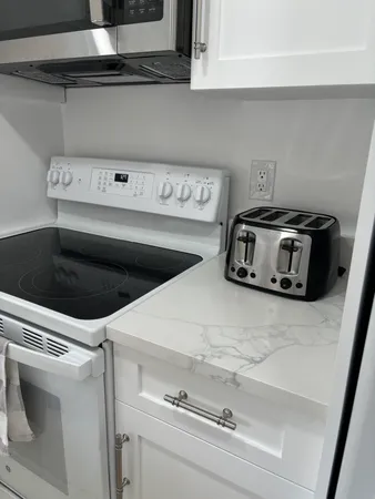$2,200 | 353 Highway 1, Unit A203, Jupiter, FL 33477