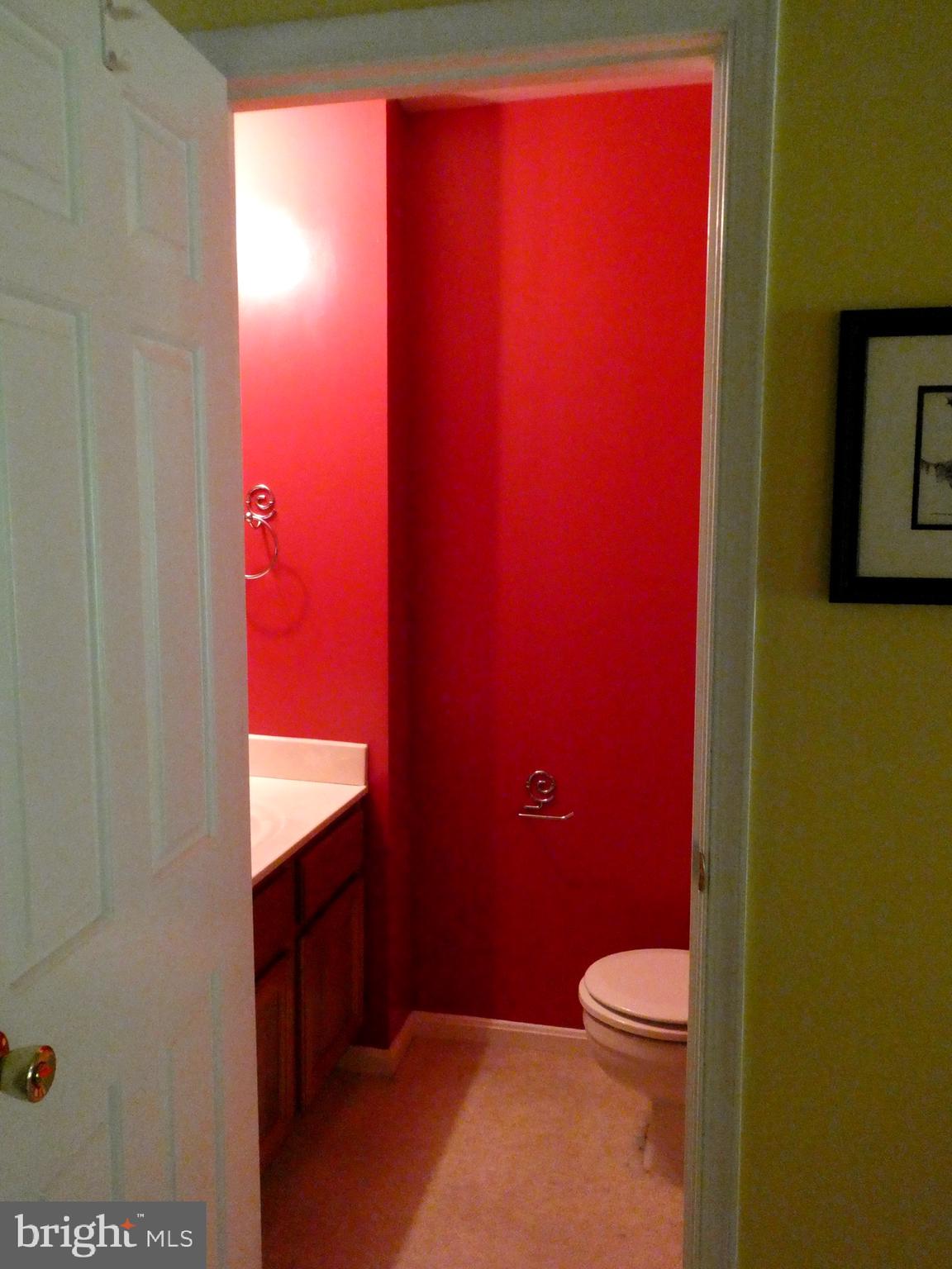 5147 Columbia Road, Unit 832 Columbia, MD 21044 - Photo 24 of 32 Lower level Half Bath