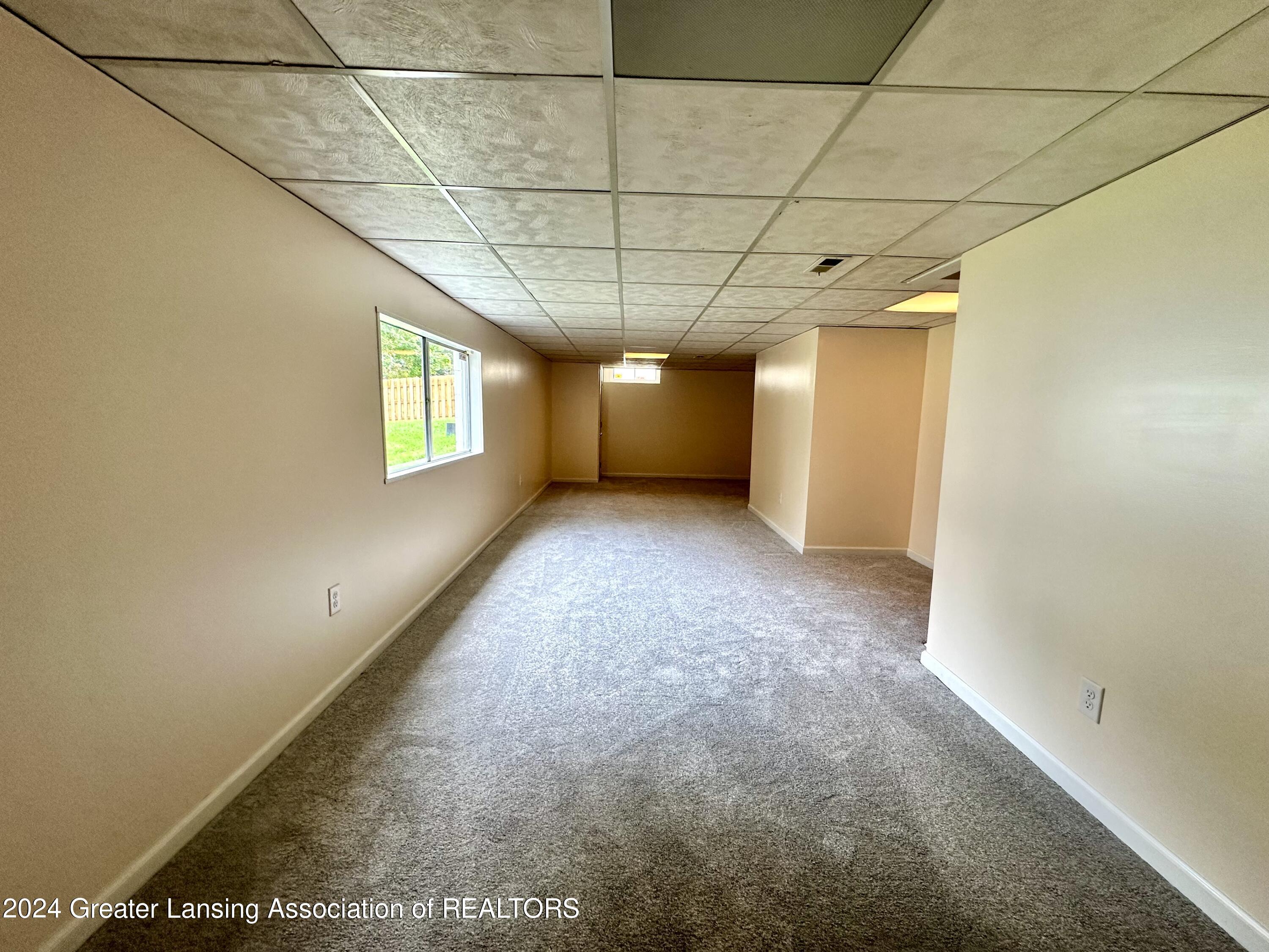 2009 Wabash Road Lansing, MI 48910 - Photo 38 of 50 IMG_7984