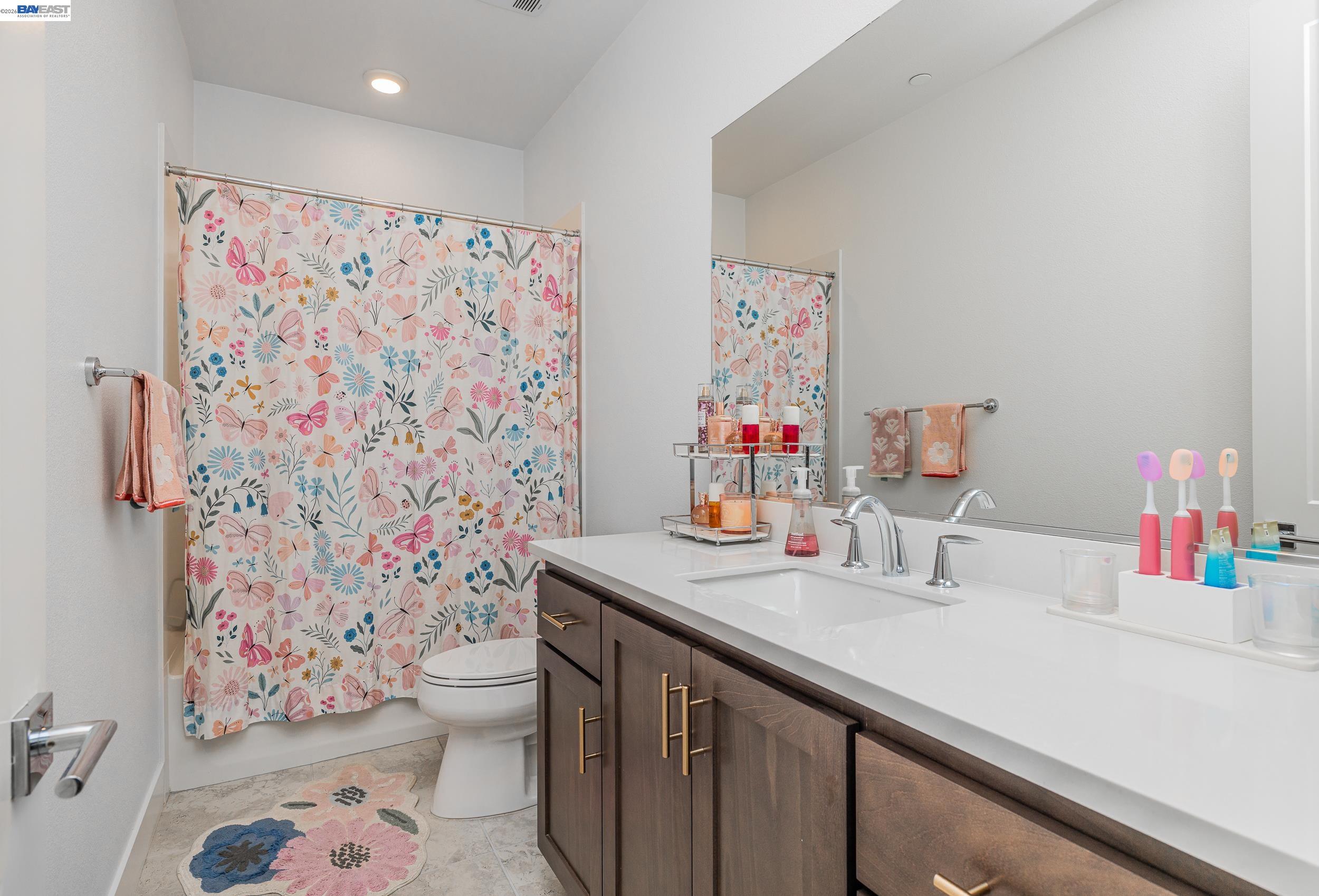1207 Lorenzini Loop San Ramon, CA 94583 - Photo 32 of 45 Gallery Image 32