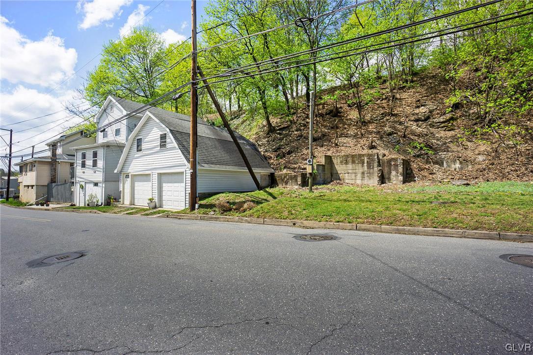 140 Main Road Lehighton, PA 18235 - Photo 3 of 43 Gallery Image 3