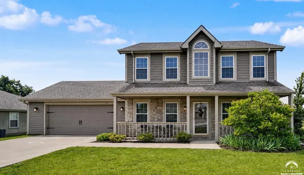 $350,000 | 335 West 26th Street, Eudora, KS 66025