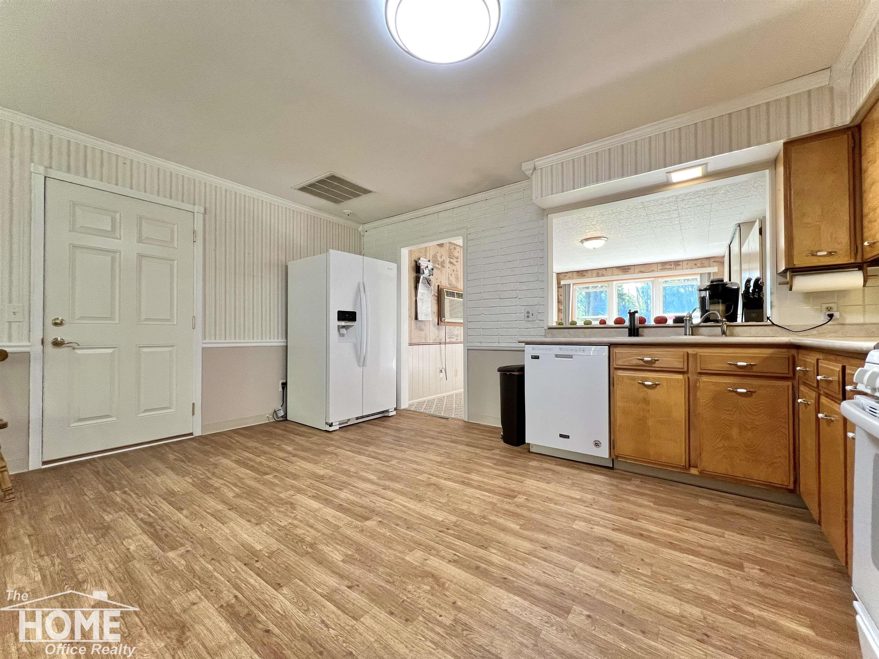 12461 West Townline Road St. Charles, MI 48655 - Photo 10 of 71 50153649-cb6515f9-69e0-440c-b7b9-8ac6f68b219e.JPG