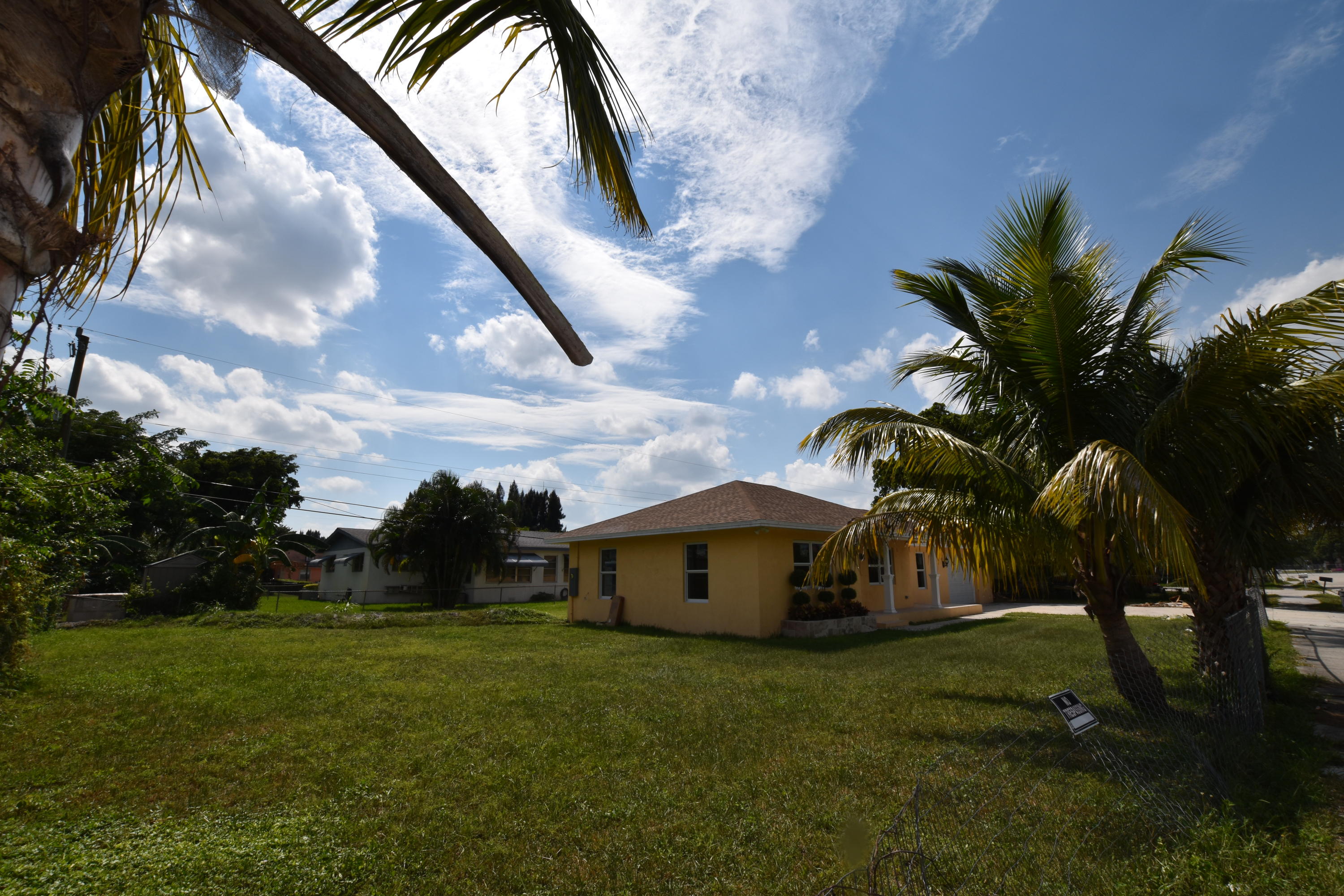 4396 Cocoanut Road West Palm Beach, FL 33406 - Photo 3 of 3 DSC_0018