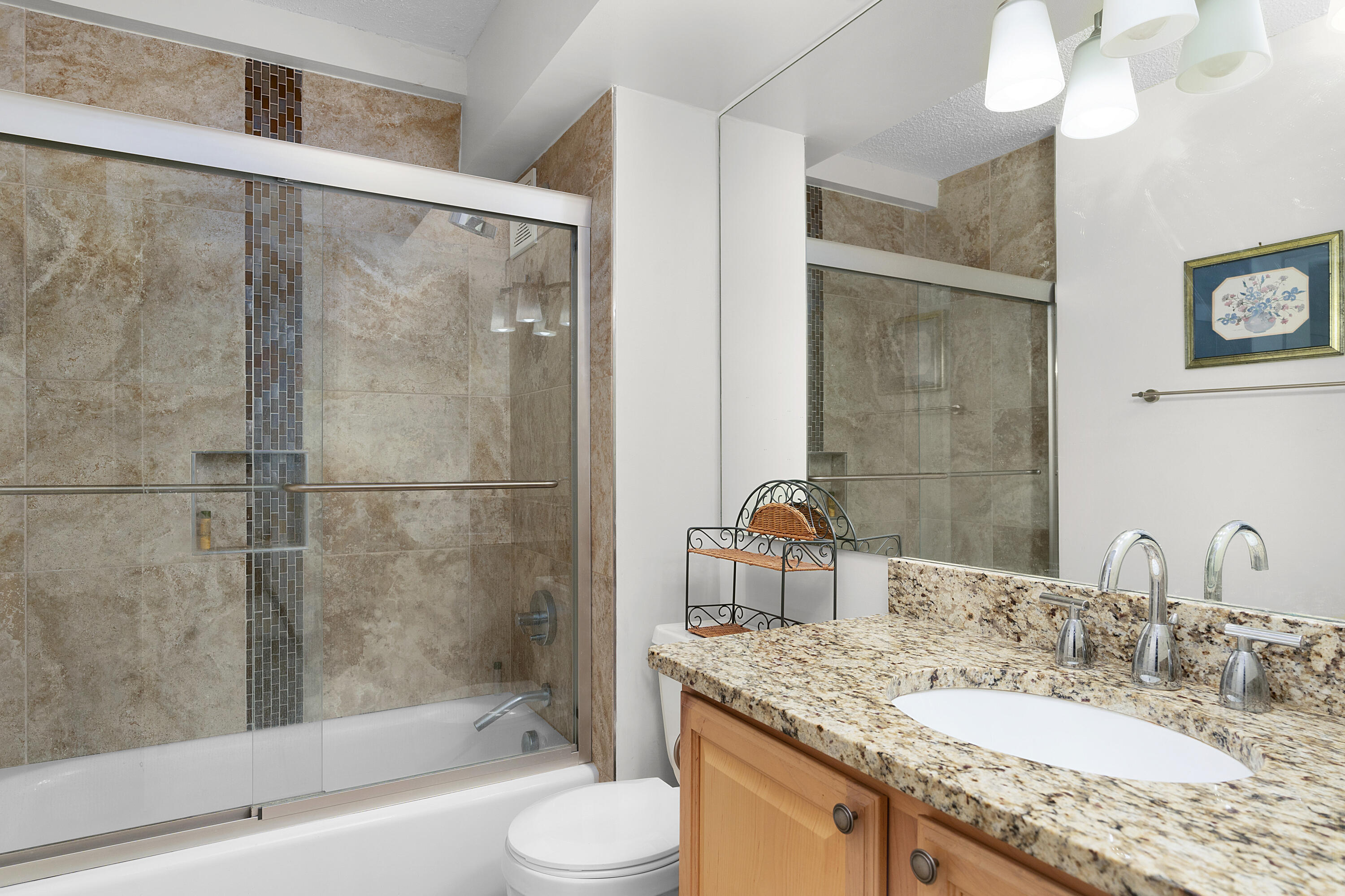 1131 Stringers Ridge Road, Unit 11E Chattanooga, TN 37405 - Photo 18 of 49 14 - 1131 Stringers 11E - Interior