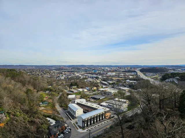 $1,900 | 1131 Stringers Ridge Road, Unit 11E, Chattanooga, TN 37405