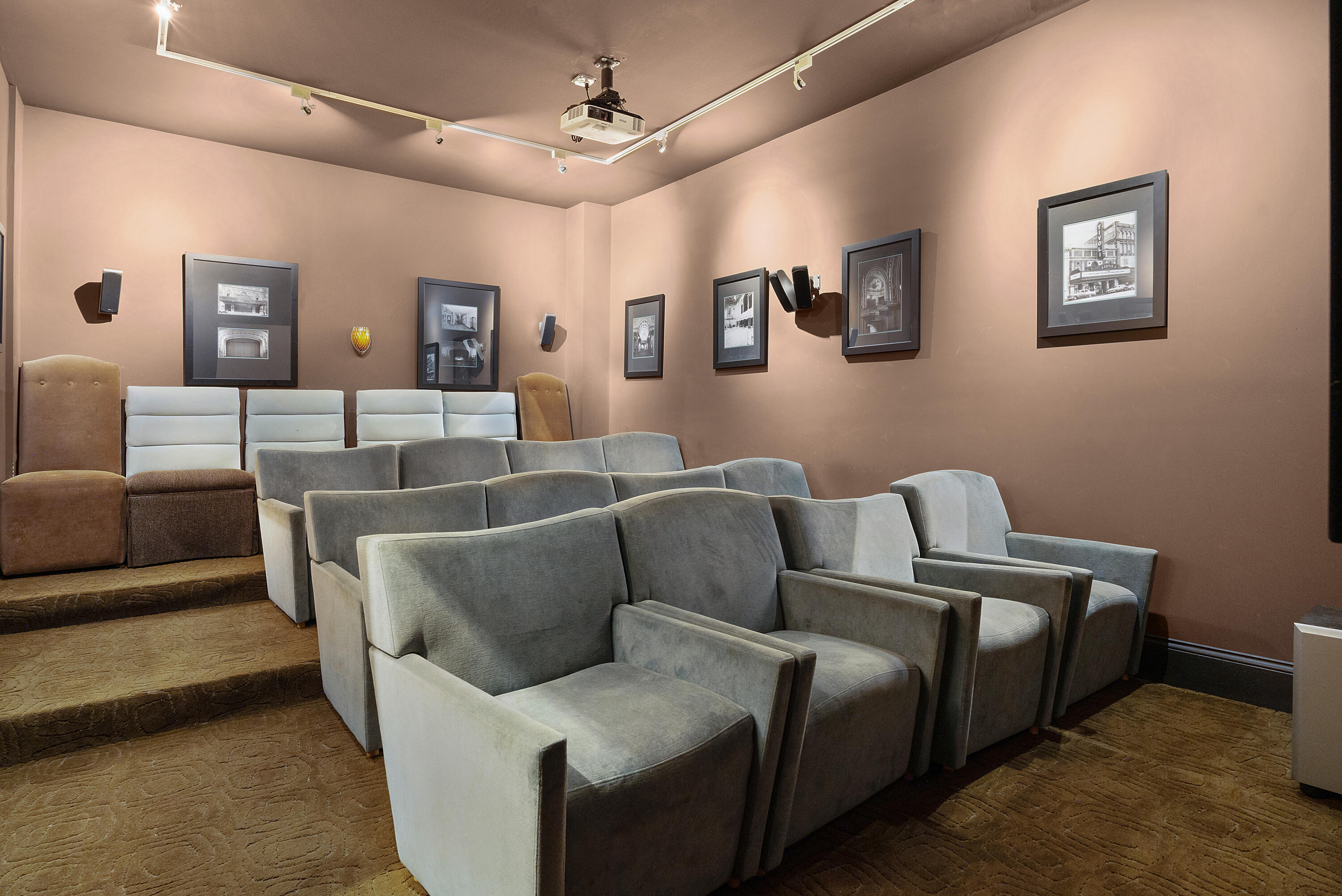 1131 Stringers Ridge Road, Unit 11E Chattanooga, TN 37405 - Photo 35 of 49 29 - 1131 Stringers Ridge Road Unit 9J -