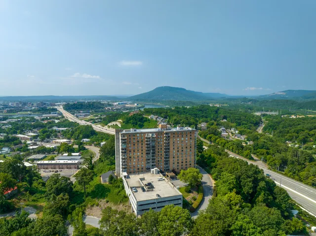 $1,900 | 1131 Stringers Ridge Road, Unit 11E, Chattanooga, TN 37405