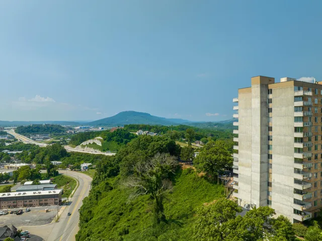 $1,900 | 1131 Stringers Ridge Road, Unit 11E, Chattanooga, TN 37405