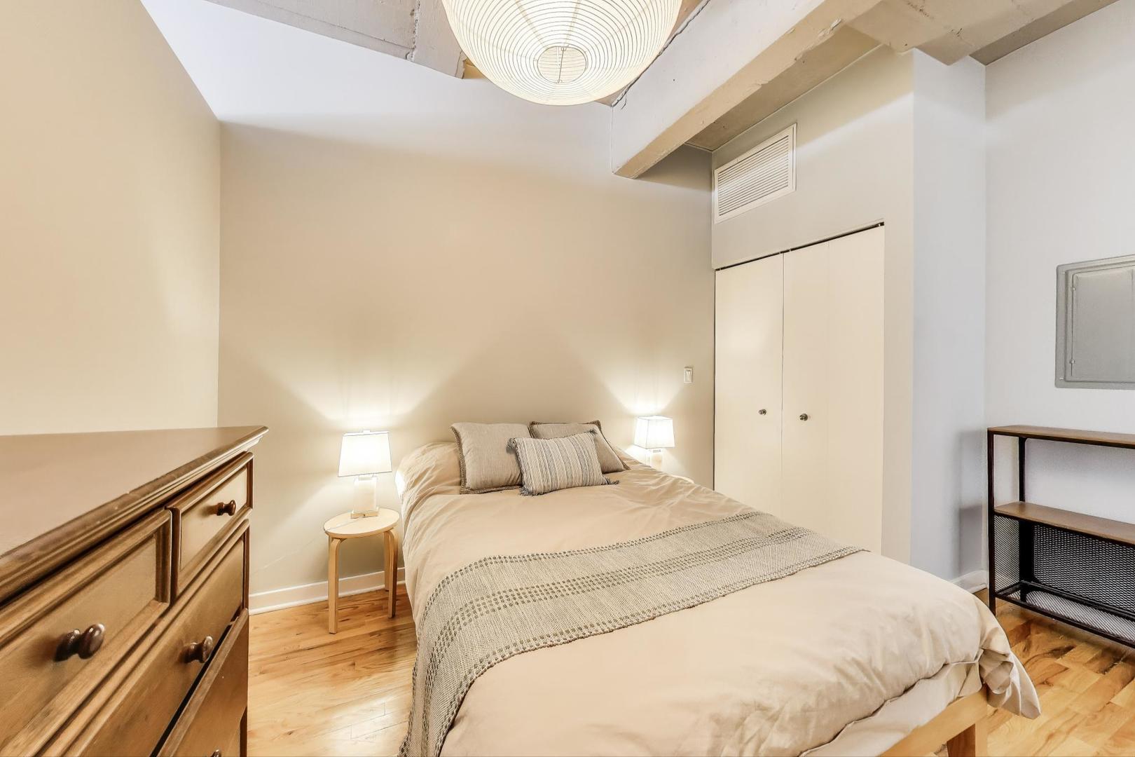 1069 West 14th Place, Unit 233 Chicago, IL 60608 - Photo 13 of 31