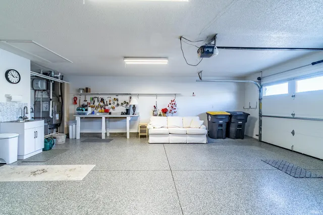 $375,000 | 904 Mill Pointe, Fort Wayne, IN 46845