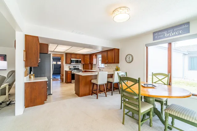 $375,000 | 904 Mill Pointe, Fort Wayne, IN 46845