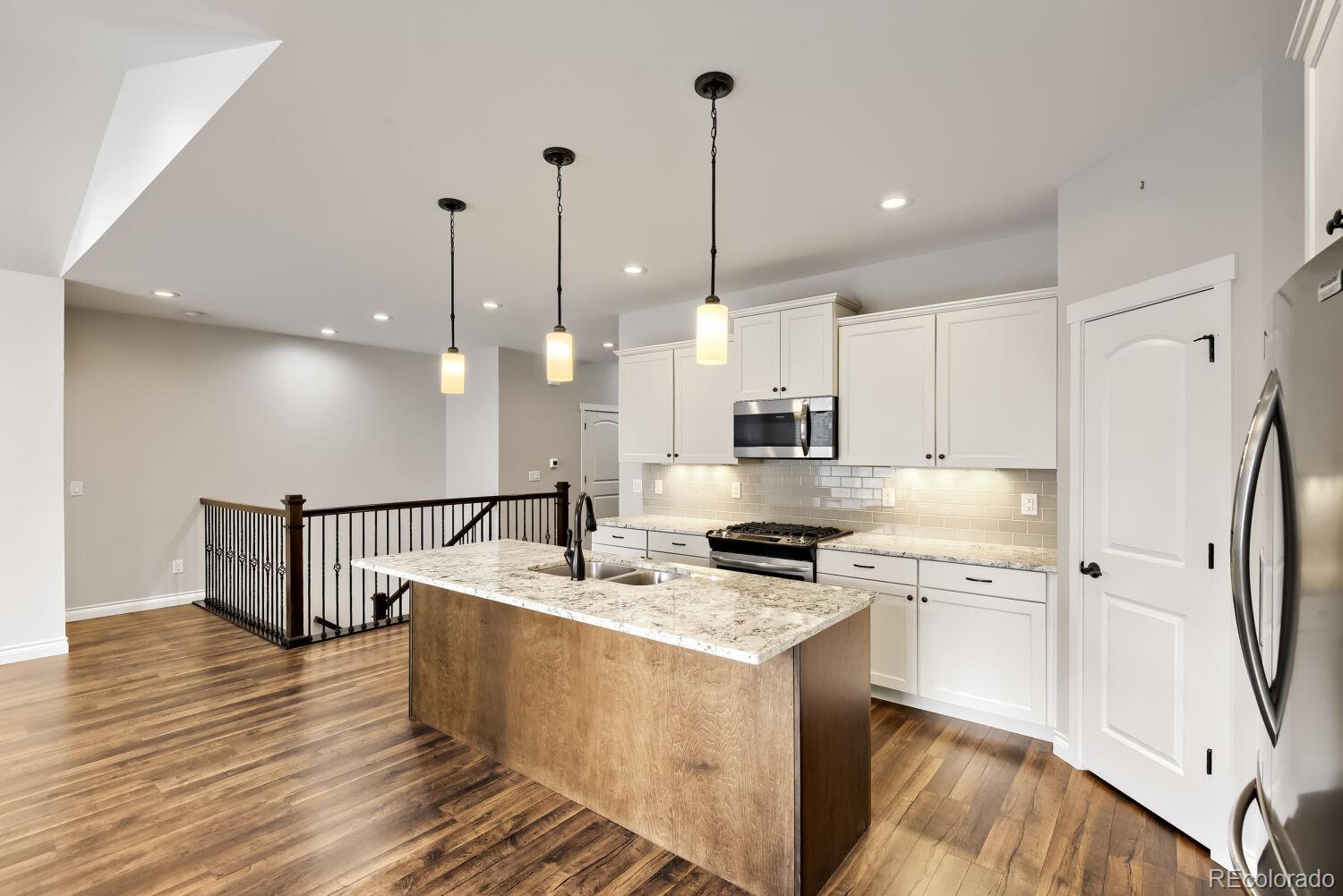 11510 Colony Loop Parker, CO 80138 - Photo 8 of 33
