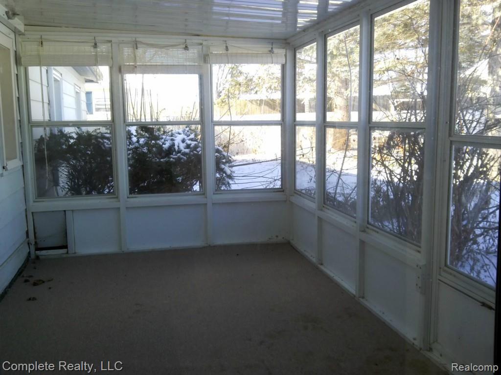 7503 East Richfield Road Davison, MI 48423 - Photo 13 of 13 3 Seasons Room
