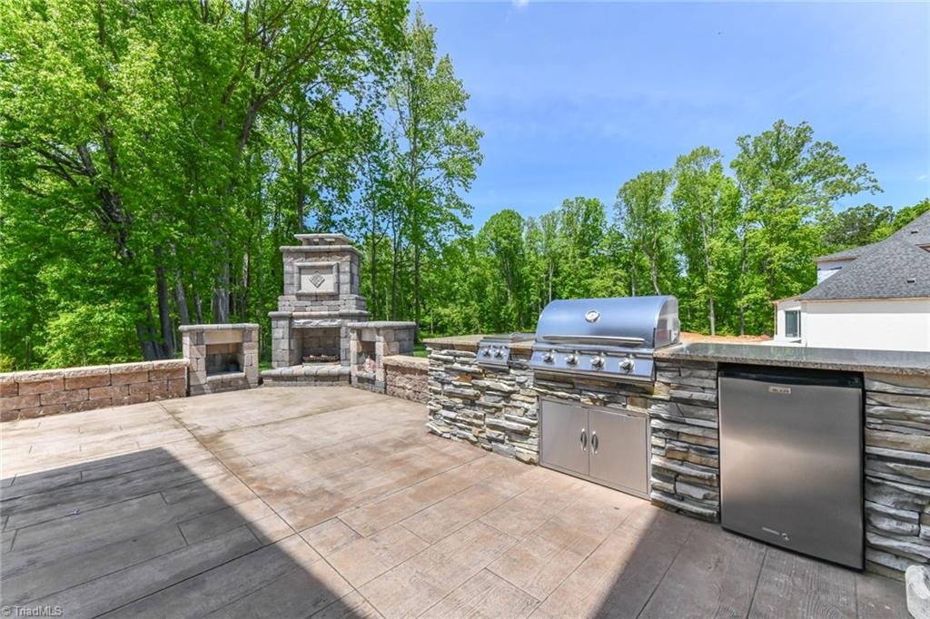 6836 Shields Drive Oak Ridge, NC 27310 - Photo 30 of 34