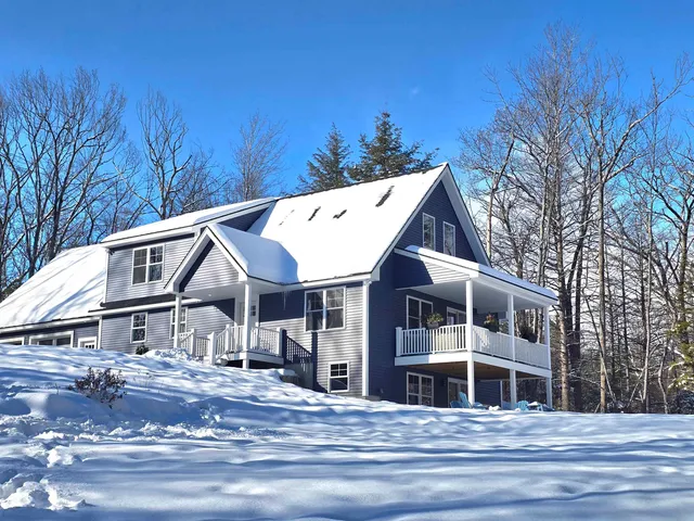 $899,000 | 2318 West Side Road, Conway, NH 03860