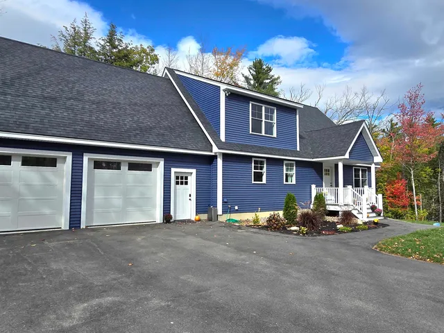 $899,000 | 2318 West Side Road, Conway, NH 03860