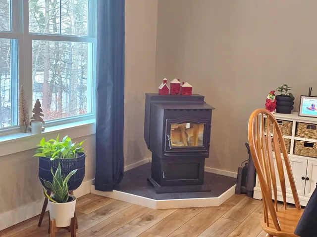 $899,000 | 2318 West Side Road, Conway, NH 03860