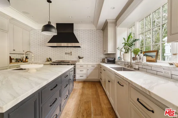 $88,000 | 957 Corsica Drive, Pacific Palisades, CA 90272