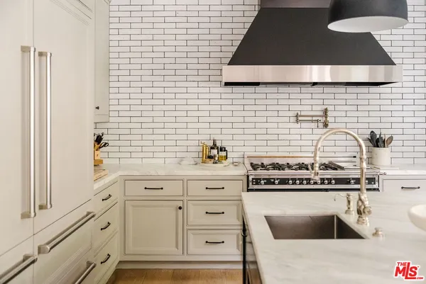 $88,000 | 957 Corsica Drive, Pacific Palisades, CA 90272