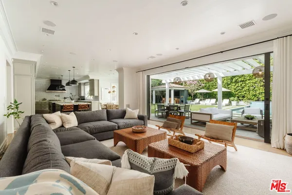 $88,000 | 957 Corsica Drive, Pacific Palisades, CA 90272