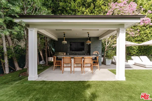 $88,000 | 957 Corsica Drive, Pacific Palisades, CA 90272