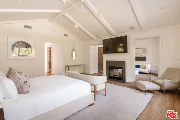 $88,000 | 957 Corsica Drive, Pacific Palisades, CA 90272